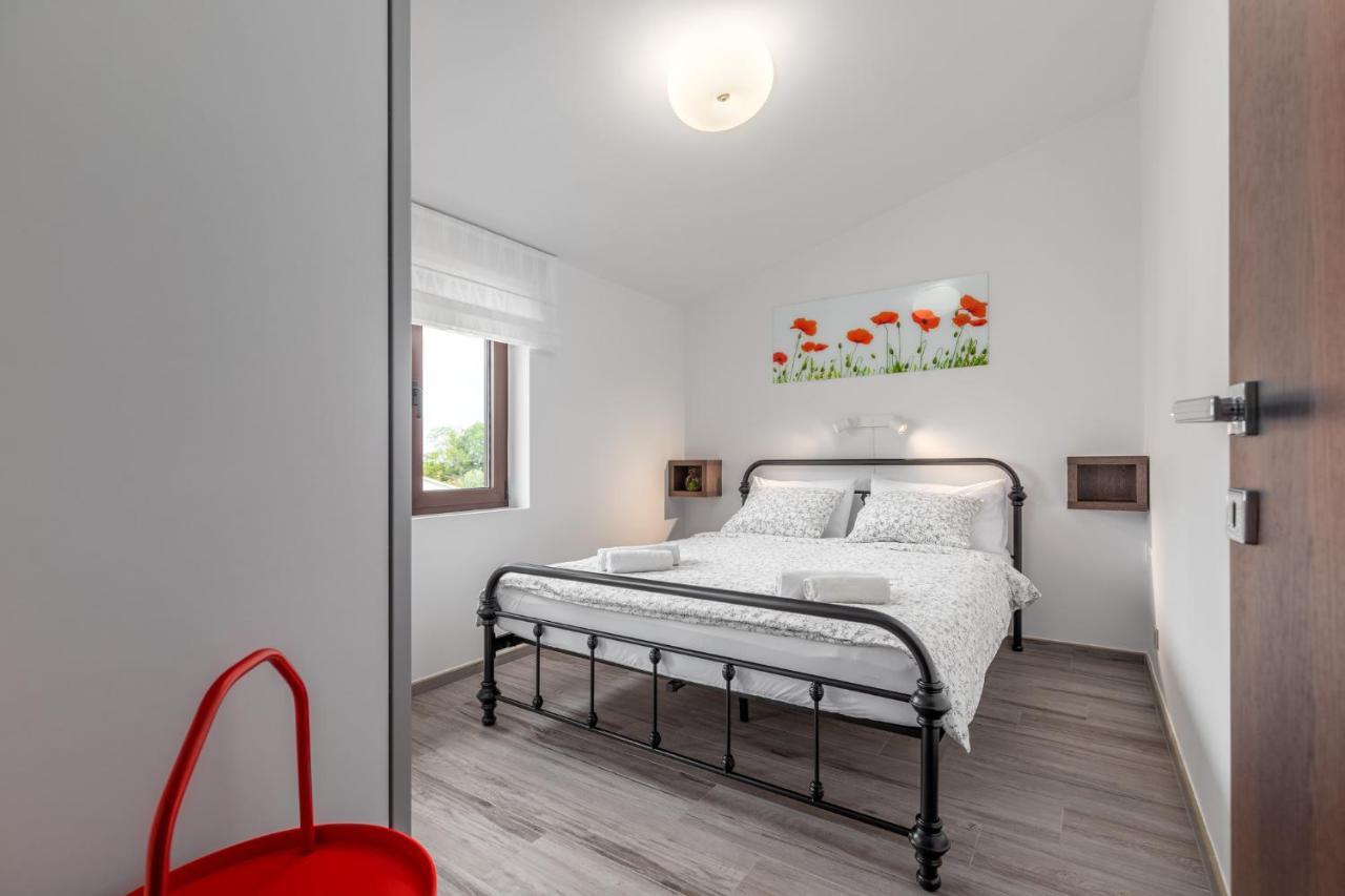 New 2020! Apartments Sanja ポレッチ エクステリア 写真